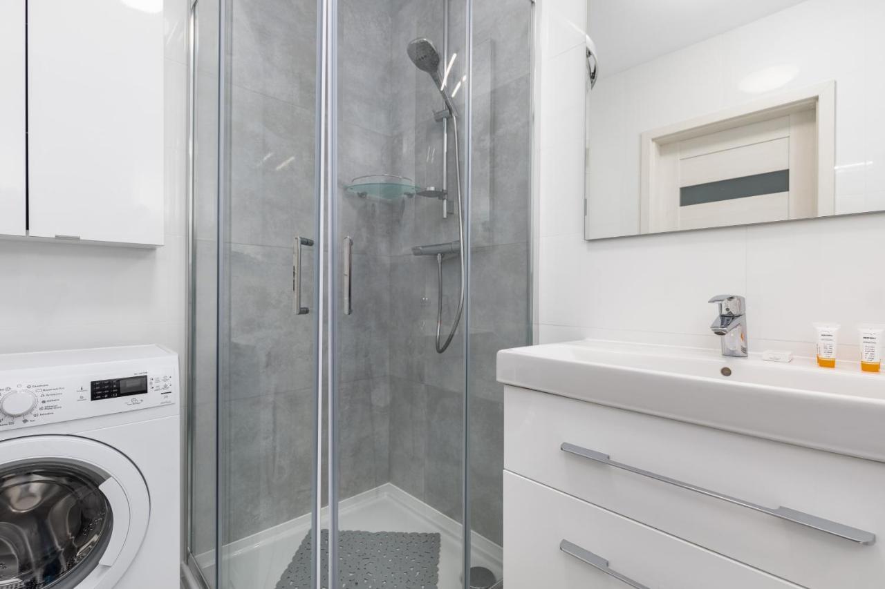 Blizej Morza II Apartament Z Garazem By Renters Apartment Колобжег Екстериор снимка